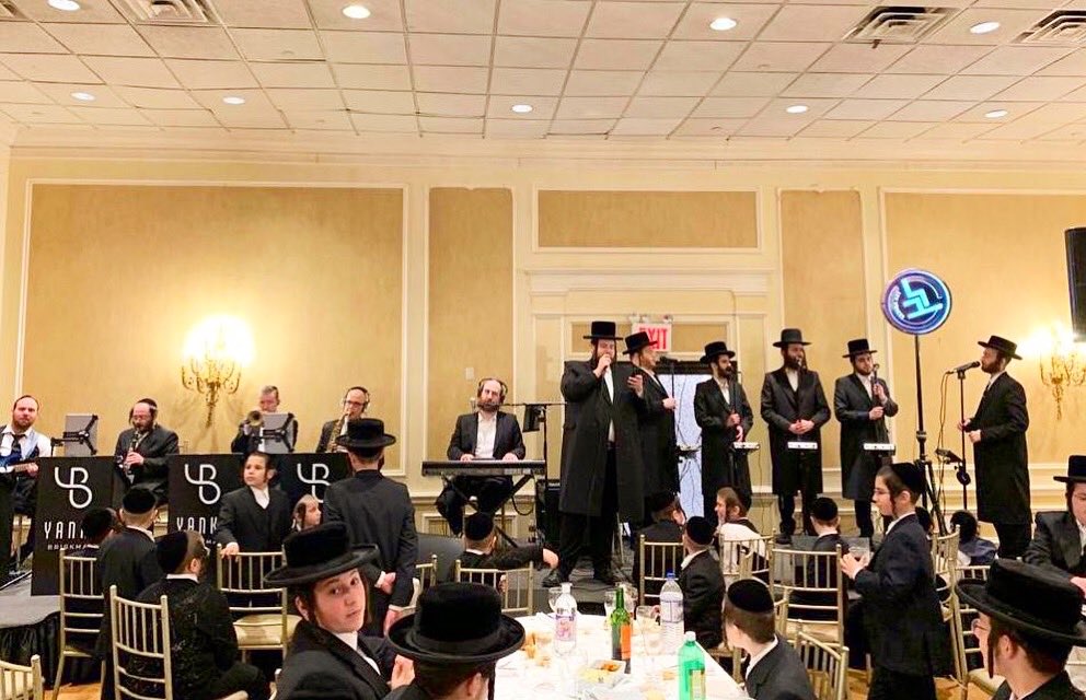 Lev Choir (@levchoir) on Twitter photo The Continental was exploding with energy last night. <a href="/YankyBriskman/">Yanky Briskman</a> music together another great Simcha with <a href="/ShmueliUngar/">Shmueli Ungar • שמילי אונגר</a> #onstage singing the hits. The Continental was exploding with energy last night. <a href="/YankyBriskman/">Yanky Briskman</a> music together another great Simcha with <a href="/ShmueliUngar/">Shmueli Ungar • שמילי אונגר</a> #onstage singing the hits.