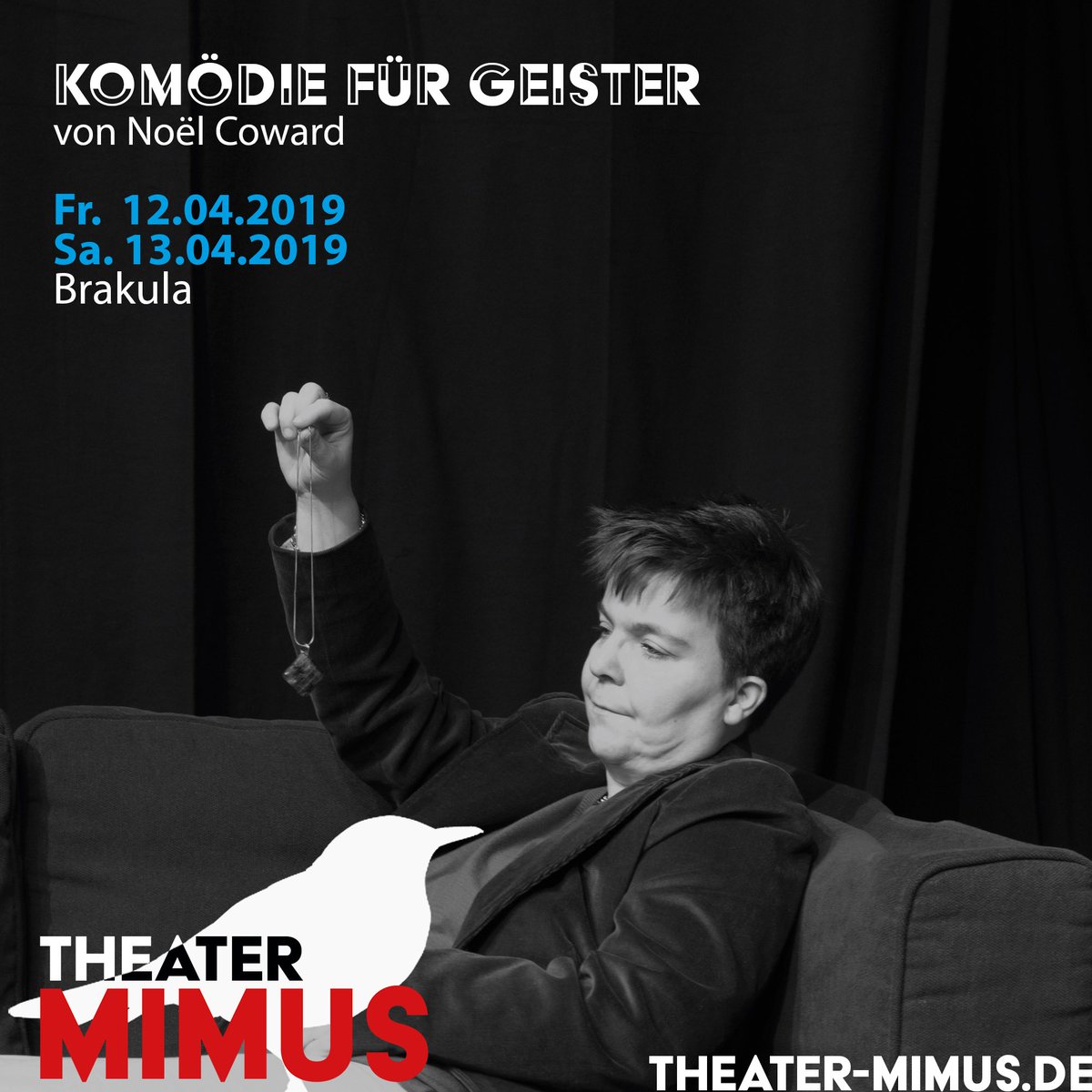 Unsere Madam Arcati pendelt sich schon mal für unsere Auftritte am Wochenende ein. Freitag und Samstag sind wir im <a href="/Brakula/">Brakula</a> zu Gast. Karten und Infos bekommt ihr über unsere Internetseite. | #theatermimus #theater #hamburg #noelcoward #komödiefürgeister #komödie  #bramfeld