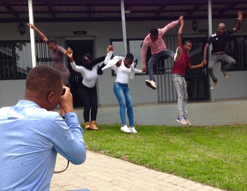 Kath_inSA's tweet photo. More fun with our Conservation Academy photography course. It's been zoom in, zoom out, posing, jumping, blurring, freezing, framing... Great talent already in this class. Wildlife photos tomorrow! #TourismAcademy https://t.co/CLAq97X6K0