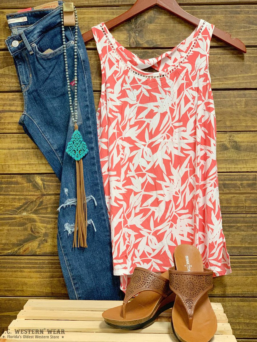 JCWesternWear's tweet photo. Don't be like the rest of them darlin'
Stand out in this color combo for a fun night out!
Shop this look https://t.co/AOTjjyAUfY https://t.co/bAeonSEzFW