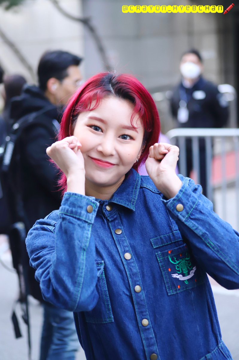 WeGotLoves's tweet photo. [OPEN FOLLOWBACK] It's my job to help people. jadi kalo mau difollowback silakan retweet twit ini ya!! ditunggu 10 minits!💛💛

-Hyeb https://t.co/ujIUpX4oIU