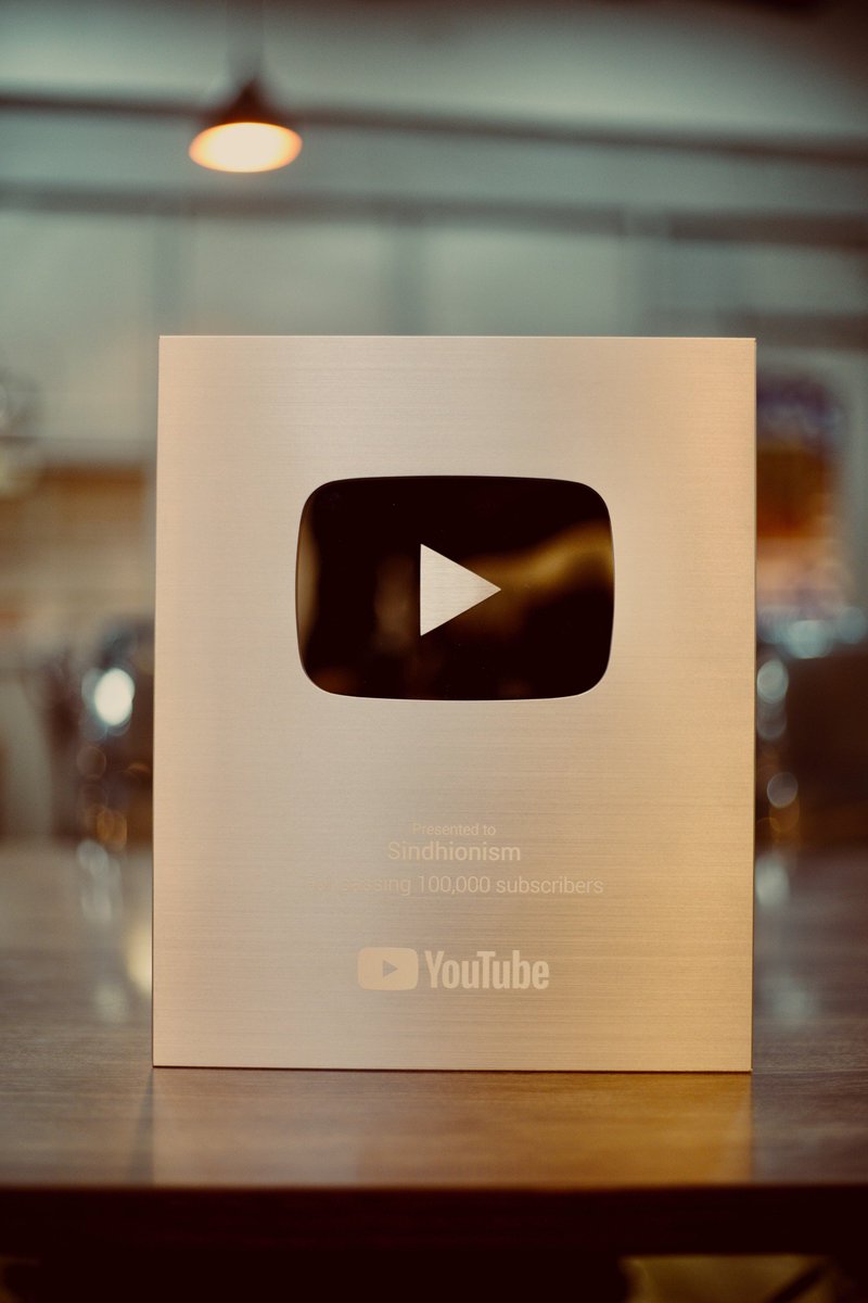 sindhionism's tweet photo. And I can finally hold it ❤️ Thank you @YouTubeIndia @YouTube https://t.co/awDm1HUNgO