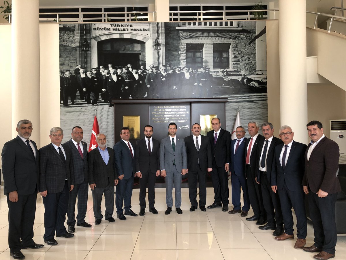 kayaismail80's tweet photo. İl Genel Meclis Üyelerinin tamamının oyunu alarak, İl Genel Meclis Başkanı seçilen Mehmet Ali Gizlice Kardeşimi tebrik ediyorum. 

Meclis Başkanımıza ve yeni seçilen İl Genel Meclis üyelerimize görevlerinde başarılar diliyorum

Cenab’ı Allah güzel hizmetler yapmayı nasip eylesin. https://t.co/EgGzFPerwh