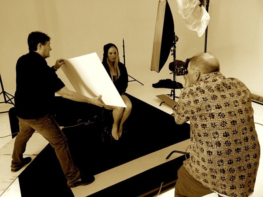 SDACreative's tweet image. "The intensity face shot that would become the final creative piece."
.  .  .

#prophotoshoot
#marketing
#goodimages
#sarahughes
#agencylife
#designagency
#ocagency