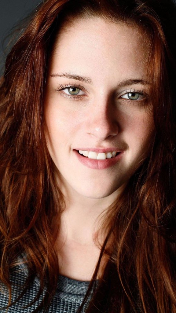 Hoy esta de cumpleaños mi futura esposa happy birthday Kristen Stewart  