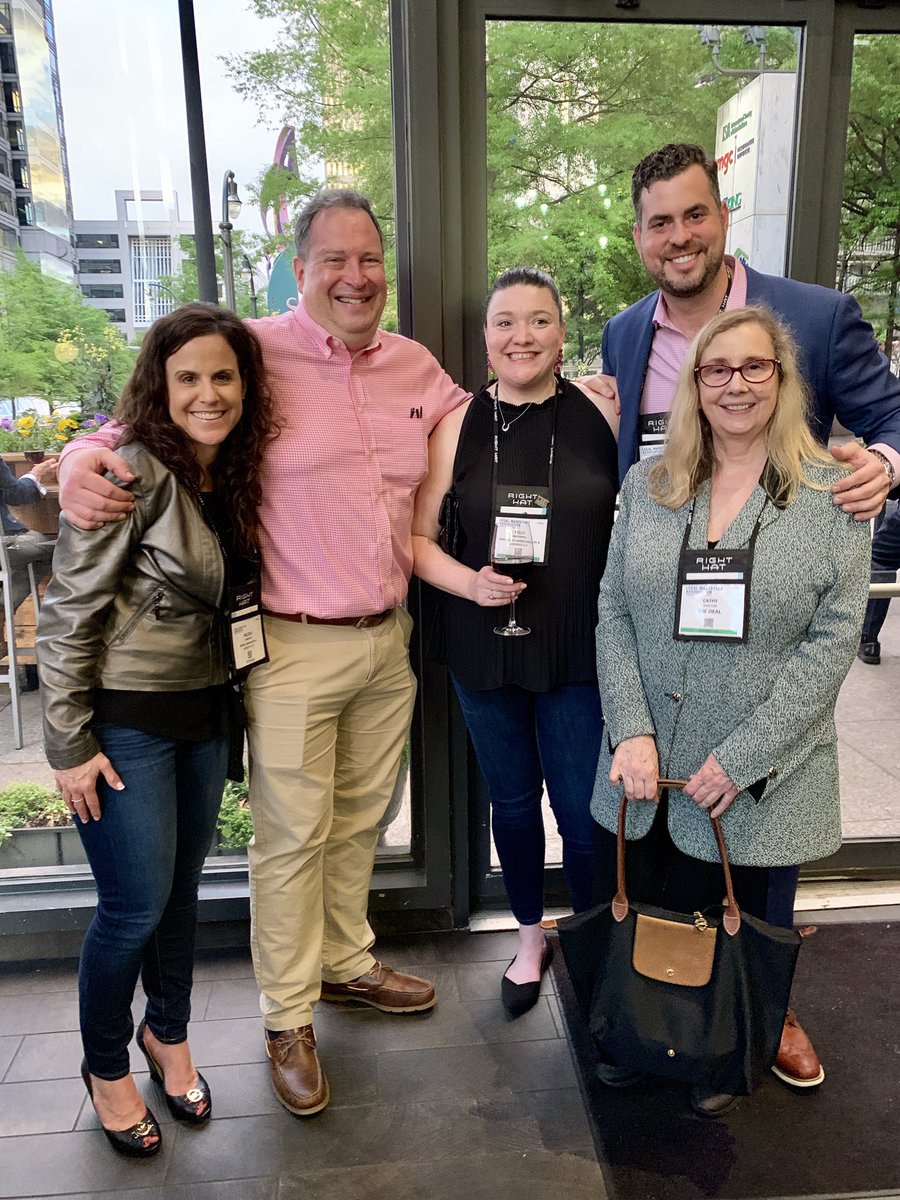 LMANortheast's tweet photo. More pics from the @LMANortheast reception at #LMA19. Thanks to all who came &amp; to @GrowBIG_BD &amp; @Greentarget for sponsoring! @LMAintl #LMAmkt @HelenaLawrence @johnv63 @KellyMackinnon @TrishLilley1 @MoBunnell @jecorey @Kevin_Iredell @savannahmrose @StefanieMarrone @LaverAndrew https://t.co/Yr3jWqipFq