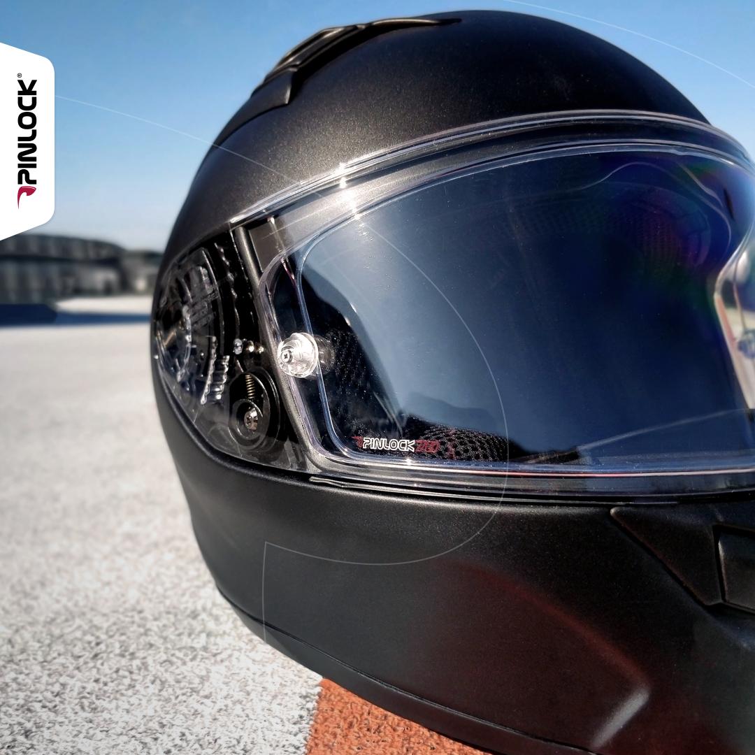 Pinlocksystems's tweet image. Be ready for anything. #Pinlock #GoFastGoSafe