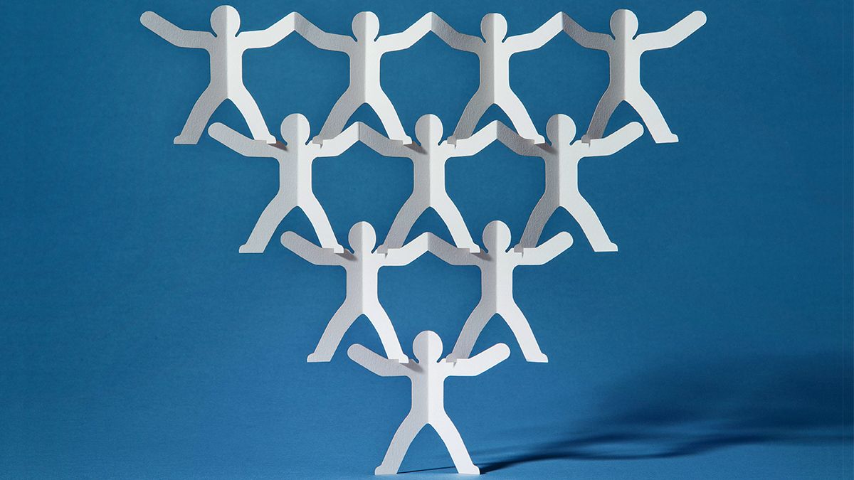 CathyYerges's tweet photo. Prioritize building relationships with your peers and with people who are earlier in their careers. This network will grow in seniority with you, and connect you with opportunities down the line. https://t.co/wPfpwkclYn https://t.co/F4As3JUKBz
