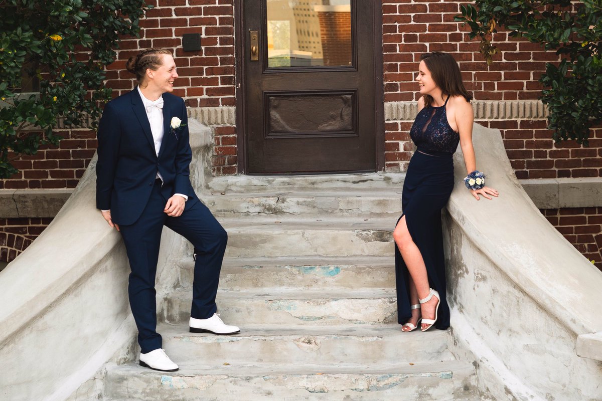 michaeltackett_'s tweet photo. #promshit https://t.co/pJGllOhXFy