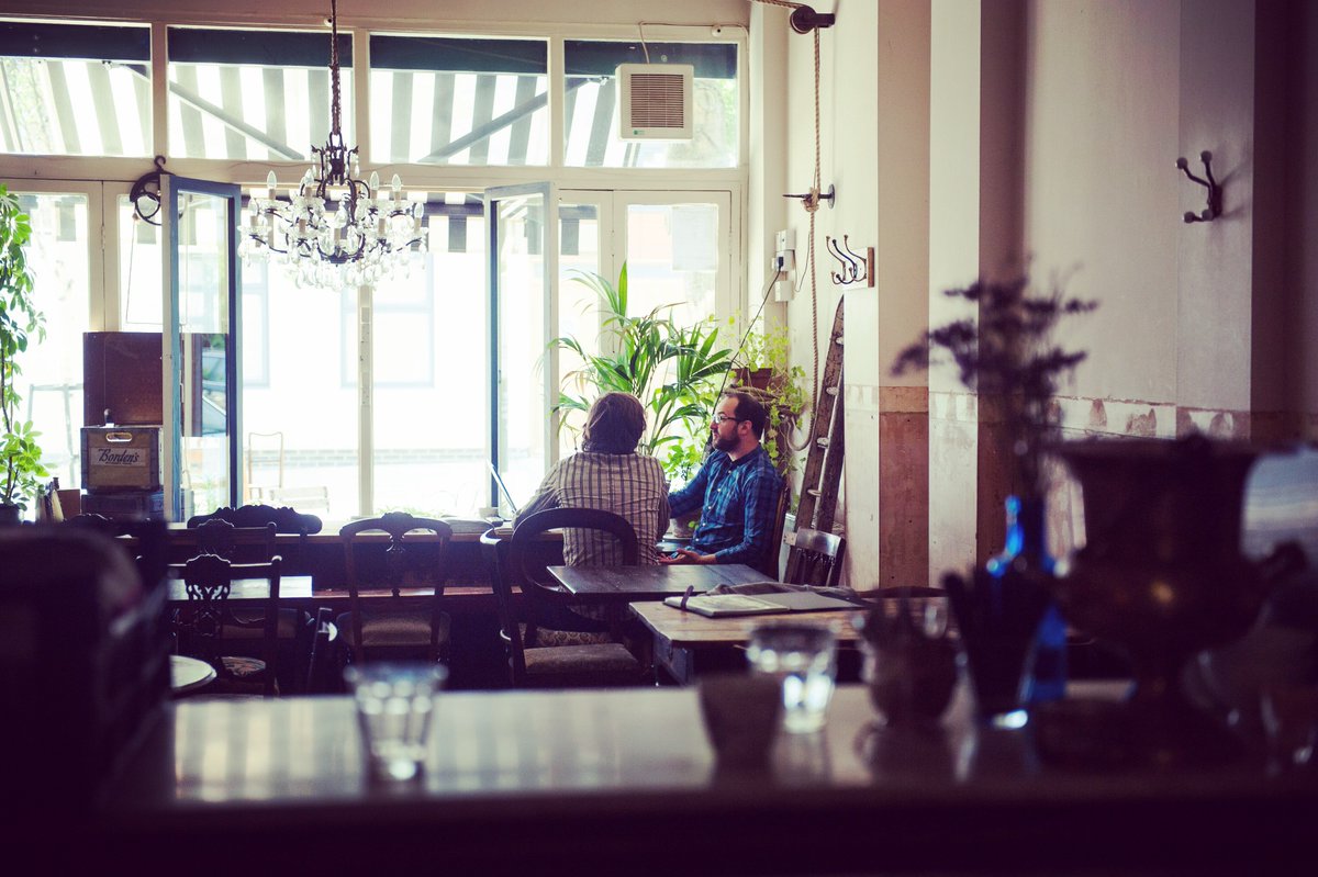 👥 #tuesdaythoughts #teamwork
 ‘
 ‘
 ‘
#thoughts #thinking #conversation #working #bohemian #vintage #vintagefurniture #trangallán #londonrestaurants #london #hackney #stokenewington #newingtongreen #N16 #restaurant #restaurante #galician