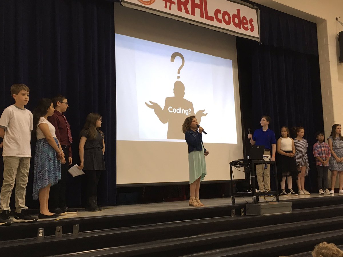LCPS_CttF's tweet photo. It is always phenomenal to see @RoundHillES students display and Communicate how CS and Computational Thinking have positively impacted their Creativity, Critical Thinking, Collaborative skills, and how they will be Contributors at every Epic Build Showcase! #csforlcps https://t.co/7Ic2A1nAdW