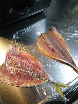 干物の冷凍保存方法 解凍のやり方は 美味しい焼き方もチェック お食事ウェブマガジン グルメノート