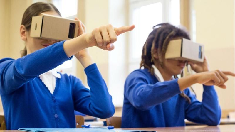 Hopefully this will be the start of a better relationship between education and technology. Though it doesn't mention having proper resources to teach technical skills.
#education #technology #technews #news #techeducation buff.ly/2OKse0P