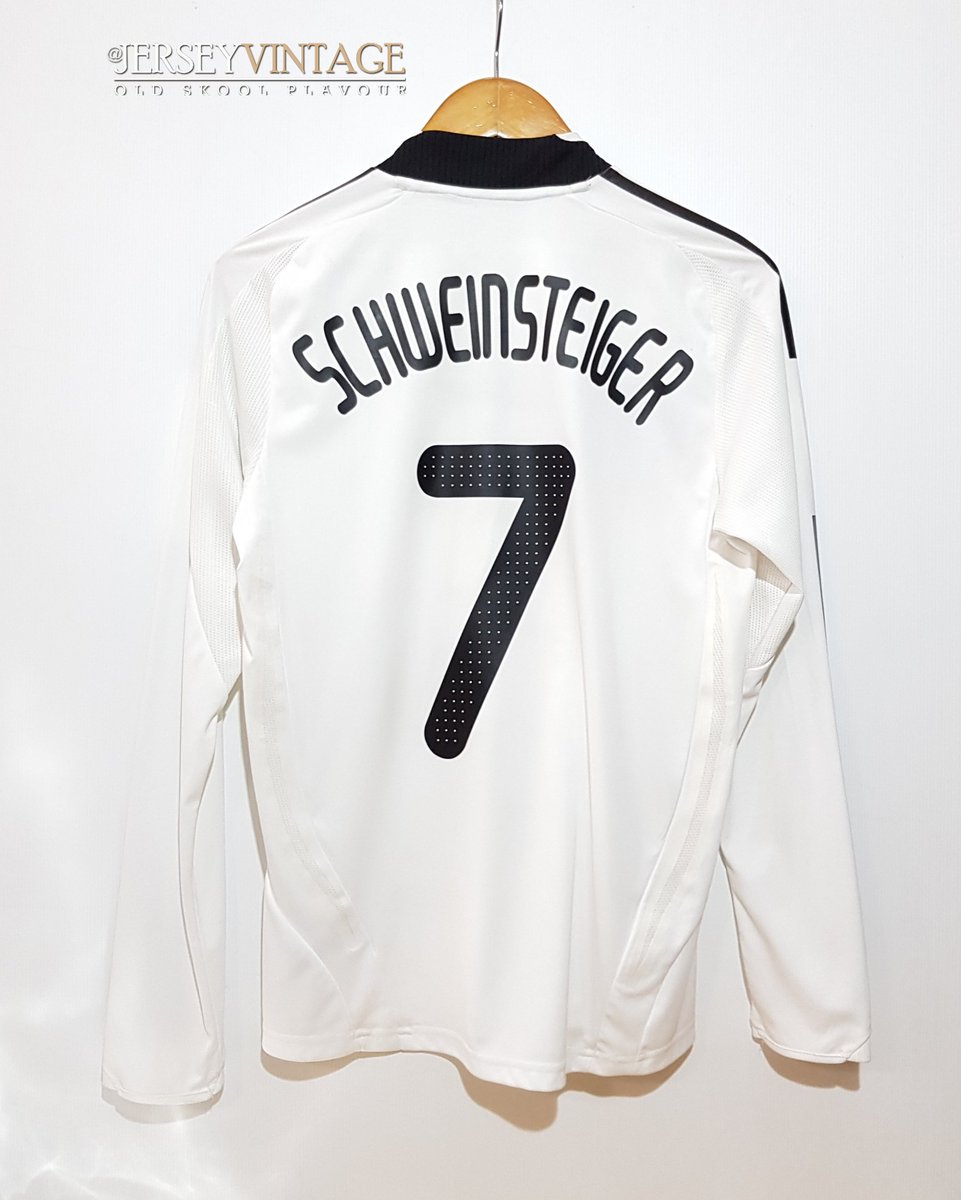GERMANY 2008 HOME LS
PLAYER ISSUE (FORMOTION)
#7 SCHWEINSTEIGER
NEAR MINT CONDITION

SIZE M

WHATSAPP 08562080855
#jersey4sale
#classicfootballshirts
#jerseyvintage