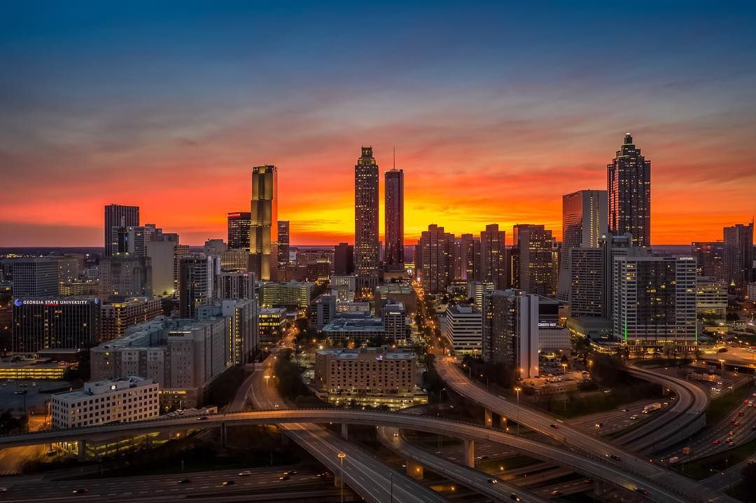 phenawe's tweet photo. https://t.co/92BzgJKNEv
PHENomenally AWEsome
(📸: @aricjaye)
Brilliant Sunset Atlanta by Aric Jaye. Did you see that ATL sunset yesterday?!! One of the most amazing ones that I have ever experienced. Skies ablaze!  #atlanta #AricJaye #atl #downtownatlanta #phenawe #phenawesom https://t.co/1heLAxHm2J