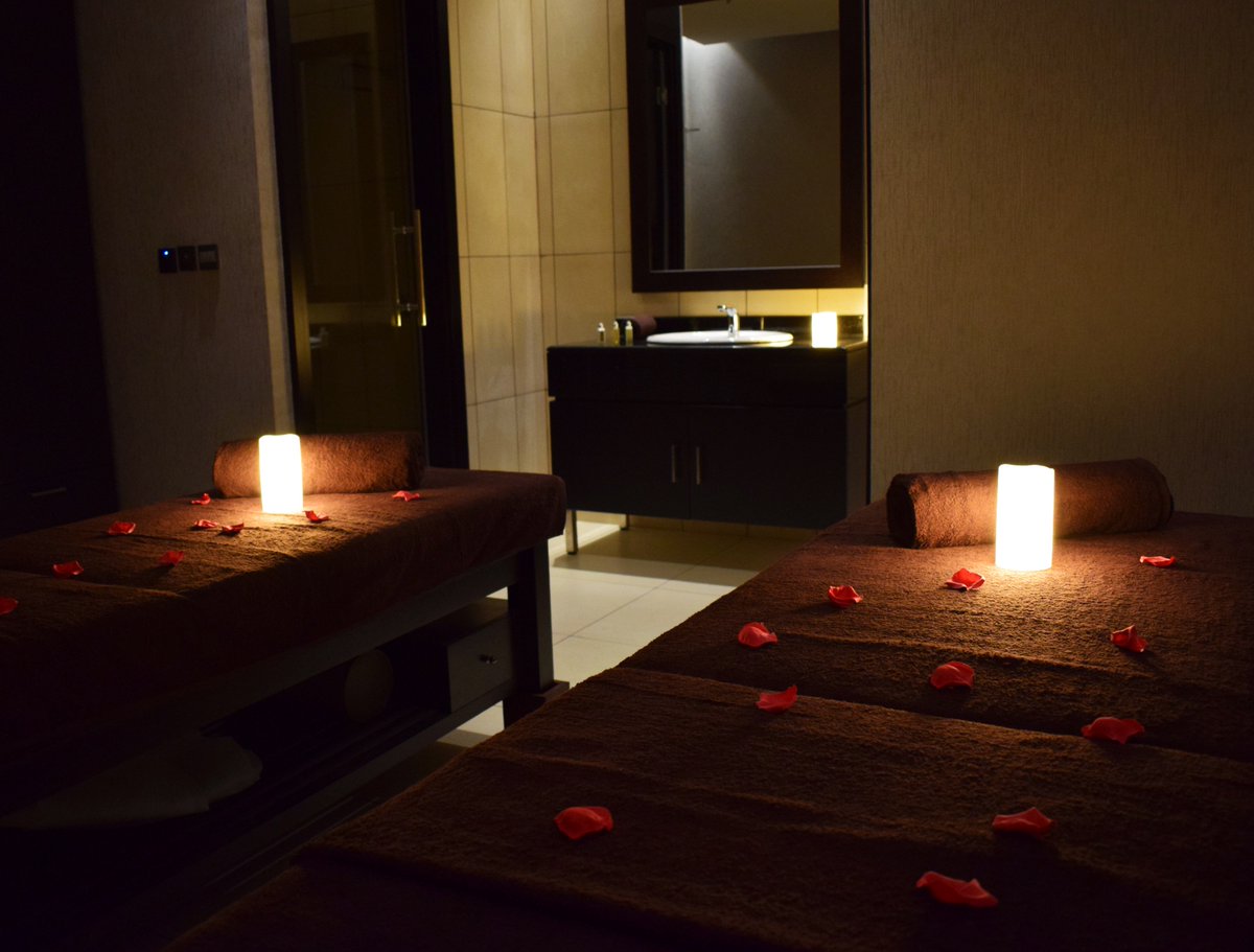 FraserMuscat's tweet photo. Exquisite evenings at The Spa, our newly-opened relaxing retreat. 💫
We invite you to join us for a soothing treatment, and ask you to kindly call +968 22 506 688, or send us a DM, to book your treatment.
#FraserMuscat #MuscatSpa #TheSpaMuscat https://t.co/MGlxBCUm42