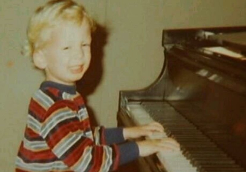SelfieShanNow's tweet photo. @The1RFamily @RyanTedder @OneRepublic Happy #TedderTuesday 🥳 https://t.co/pujOG5lEy5