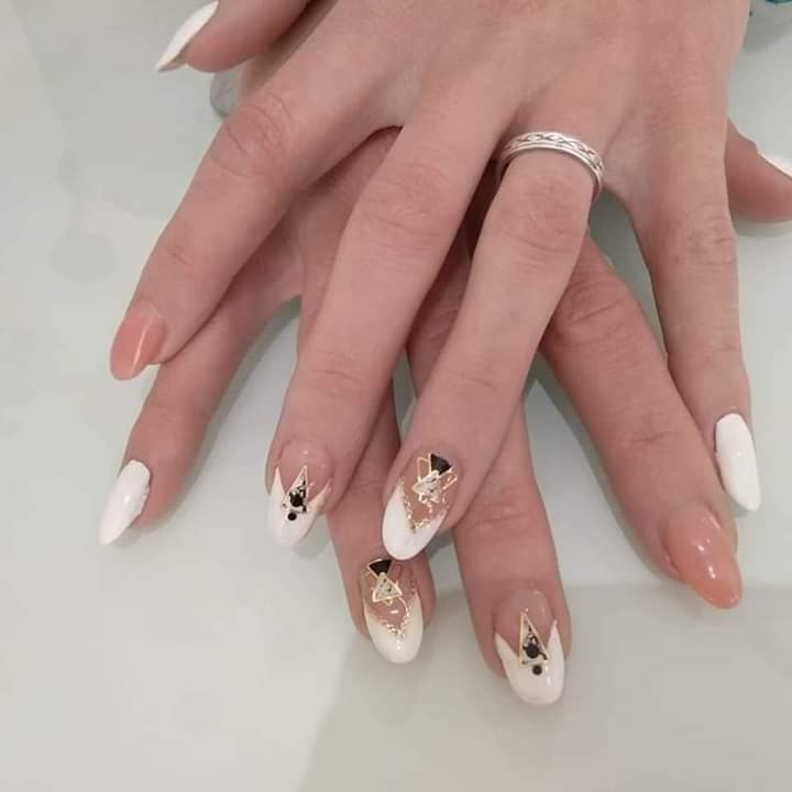 Ultimas citas para tus uñas en semana Santa