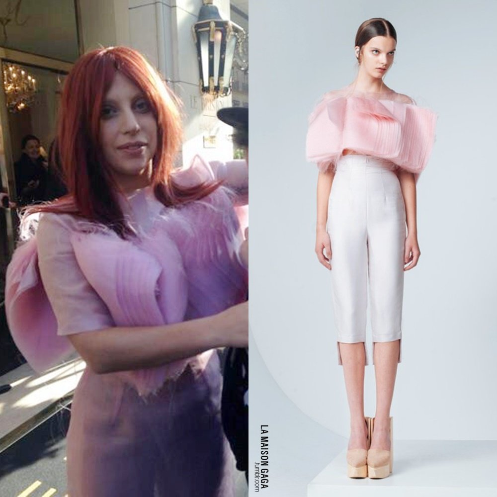 LaMaisonGaga_'s tweet photo. Back in Time: @ladygaga left her hotel in Paris after PFW was done, wearing a full look from #DorhoutMees S/S15 "O" collection and @SOPHIAWEBSTER "Coco" crystal pumps! MORE INFO > https://t.co/I5jKrMMMuy https://t.co/5yQ0SdDvbY