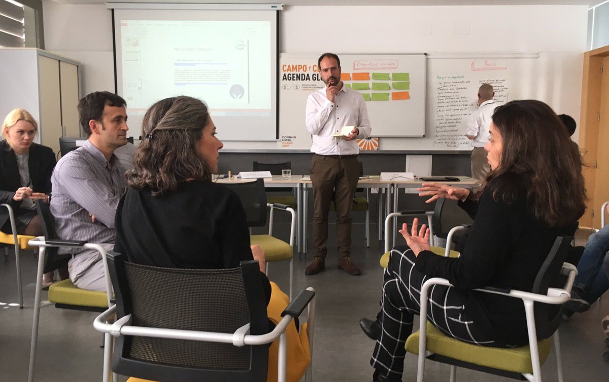 ecoacsa's tweet photo. Toda la información sobre la jornada del Grupo de Trabajo sobre #SolucionesBasadasenlaNaturaleza de #ConamaLocal2019 y sus propuestas para renaturalizar las ciudades: https://t.co/mta7YmUQLi #biodiversitypremises https://t.co/P5vJ0Dy8n8
