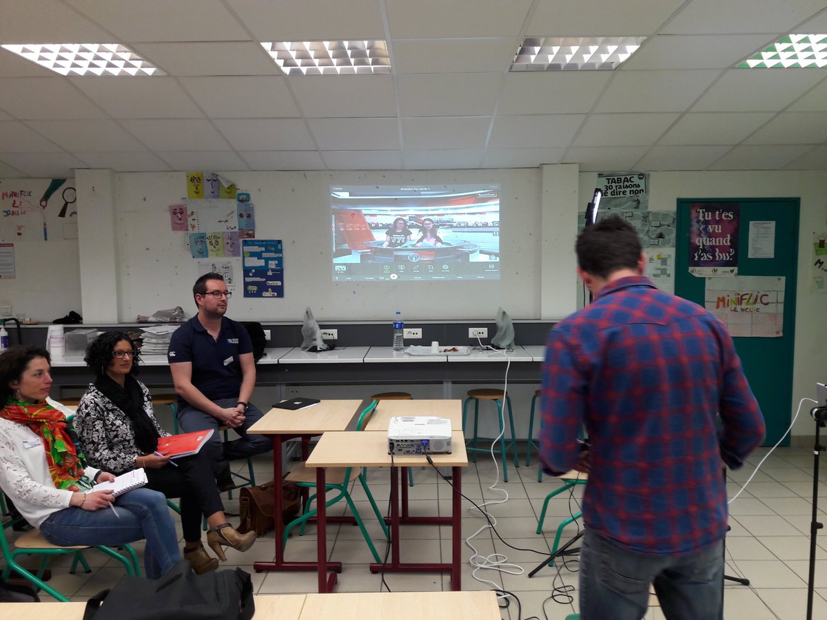 CBNE_Etampes's tweet photo. Debut de l'atelier Webtv #FUNacver @DANEVersailles @grimault @CBNE_Etampes @SVTux @cb_evry #FunMontgeron https://t.co/LEzsHZHhBR