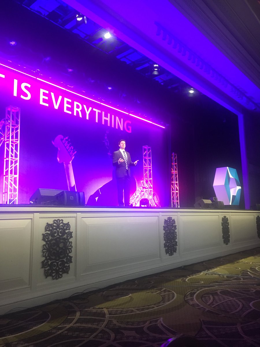 SHRM's tweet photo. “Peak moments can be broken down into elevation, insight, pride and connection.” -Dan Heath, Co-Author of four NY Times best selling books including “Switch” speaking at #SHRMTalent https://t.co/G8V1JiHQ95