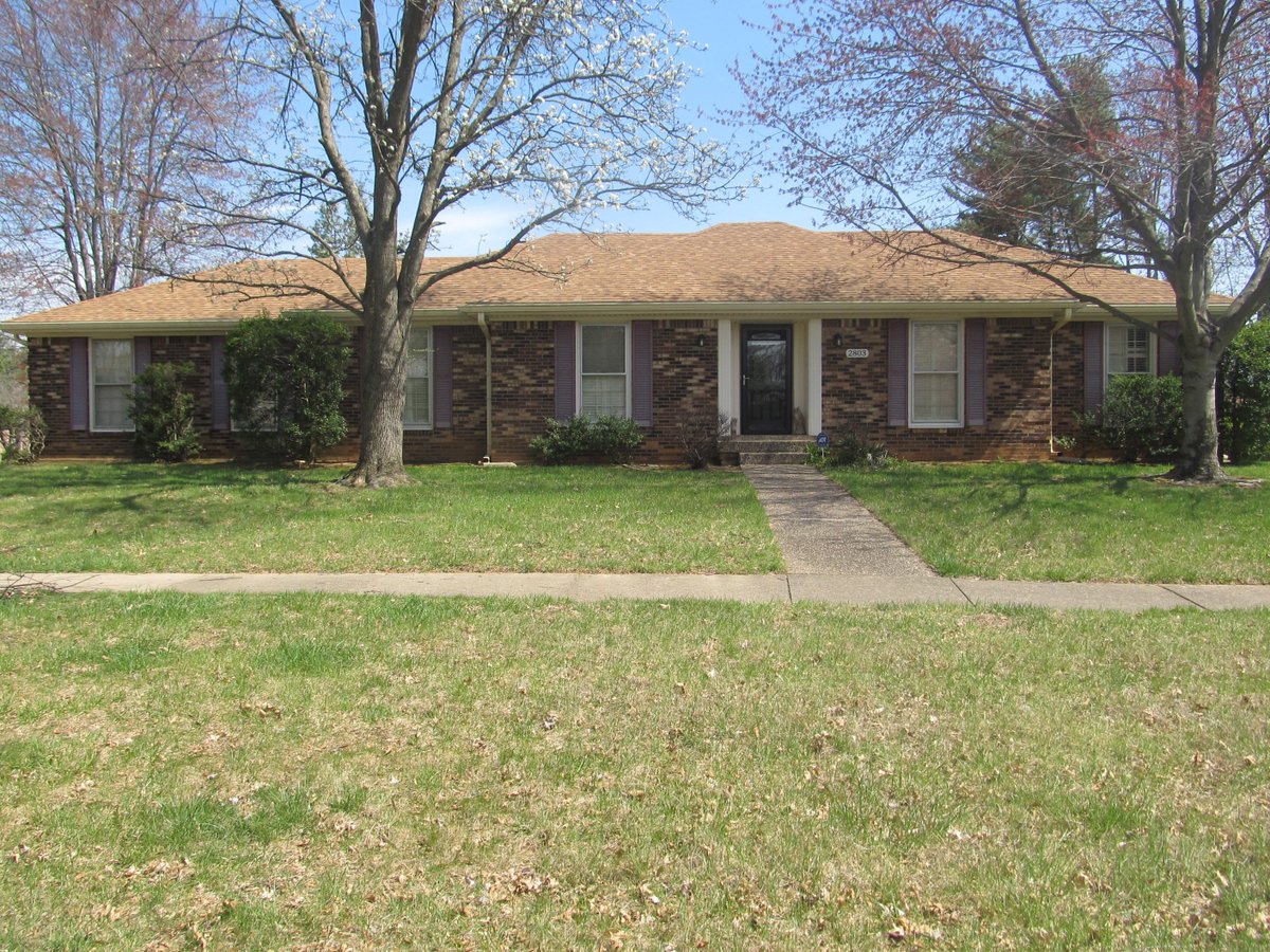 2803 Kennersley Dr.
Louisville, KY 40242

David Walker @ 502.387.607
Coldwell Banker McMahan @ 502.425.8800