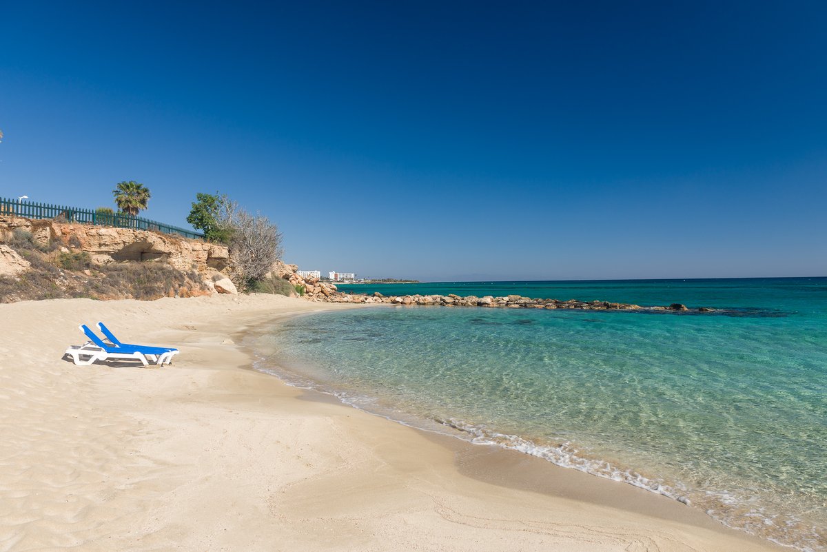 AphroditeWedd's tweet photo. Can you imagine yourself in #Cyprus sitting on one of these sunbeds at beautiful fig tree bay ?? (that is what I am doing) Today's stunning #weddingvenue @CapoBayHotel overlooks this #beach . #cyprusweddingvenue #getmarriedincyprus #cyprusweddingplanner https://t.co/neAkzbTKxC