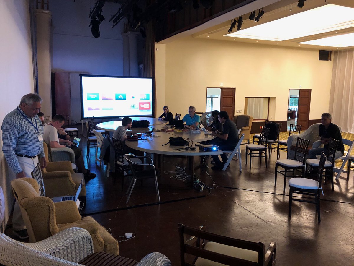 MBSPlugins's tweet image. Very unconference #FileMaker conference at #pauseonerror in Tulum in Mexico