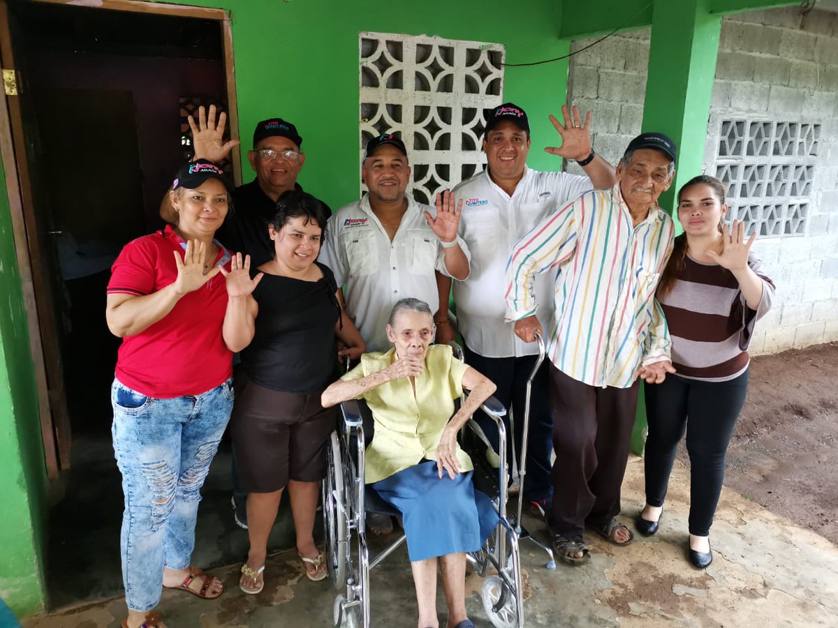 #AhoraEsCuando
#Bugaba
Micompromiso, MiGente!
#LoBuenoVuelve
<a href="/romuloroux/">Rómulo Roux</a> <a href="/ARAUZRONY/">RONY ARAUZ</a> <a href="/CaDemocratico/">Cambio Democrático</a>