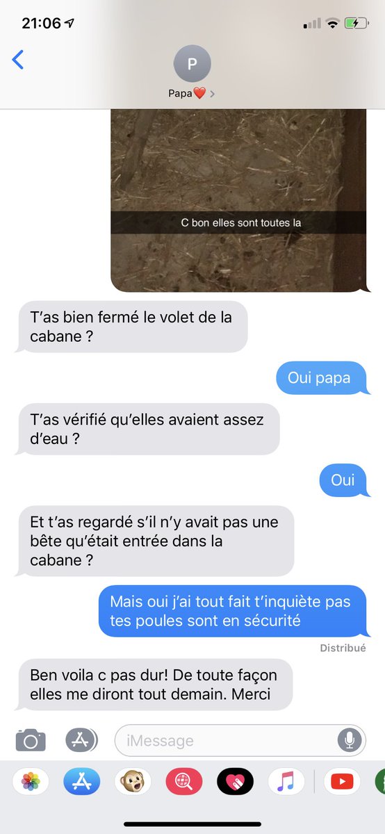zmli_i2's tweet photo. J’crois mon père s’occupe mieux de ses poules que de moi même quand j’étais gosse https://t.co/wyzMGkOrdH