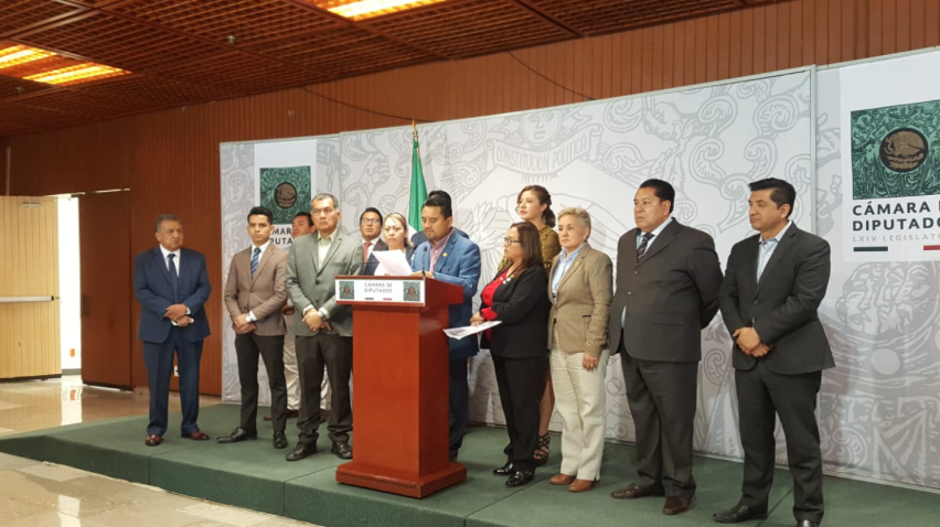 Legislativo: Exhorta Alejandro Barroso (<a href="/doctorbarroso81/">Alejandro Barroso</a>) junto a <a href="/SaulHuertaXI/">Saúl Huerta</a>, <a href="/frinne_azuara/">Frinné Azuara Yarzábal</a> y <a href="/garechigas/">Guillermo Aréchiga</a> a <a href="/SSalud_mx/">SALUD México</a> para que mejore sus condiciones laborales y reciban sus pagos retenidos.