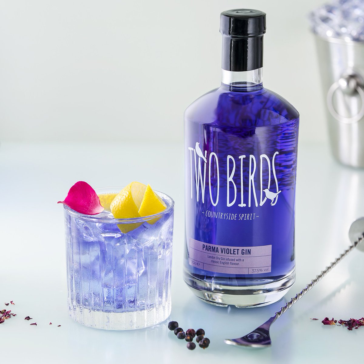 jam1eater's tweet photo. The perfect #freebiefriday to celebrate #GinandTonicDay today, @twobirdsspirits Parma Violet Gin!
To win a bottle, simply RT &amp; follow @sgftv and @twobirdsspirits 
Ends 12/04/19 6pm. The competition winner will be announced and contacted for DOB Over 18's UK residents only
#Winner https://t.co/LmJo61NxpQ