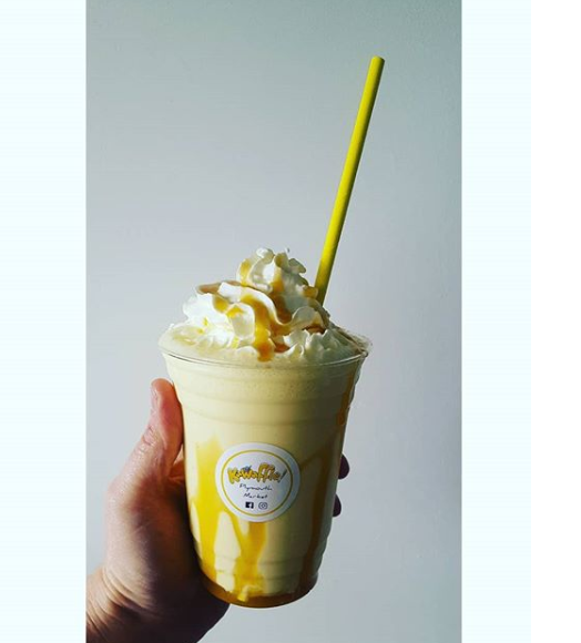 Join us in the Market for a milkshake with a difference. 😋 

Look how fab this banana toffee milkshake looks, WOW! We cannot wait to try one 😍when Kawaffle opens this weekend

#Milkshake #Drinks #Plymouth #Kawaffle