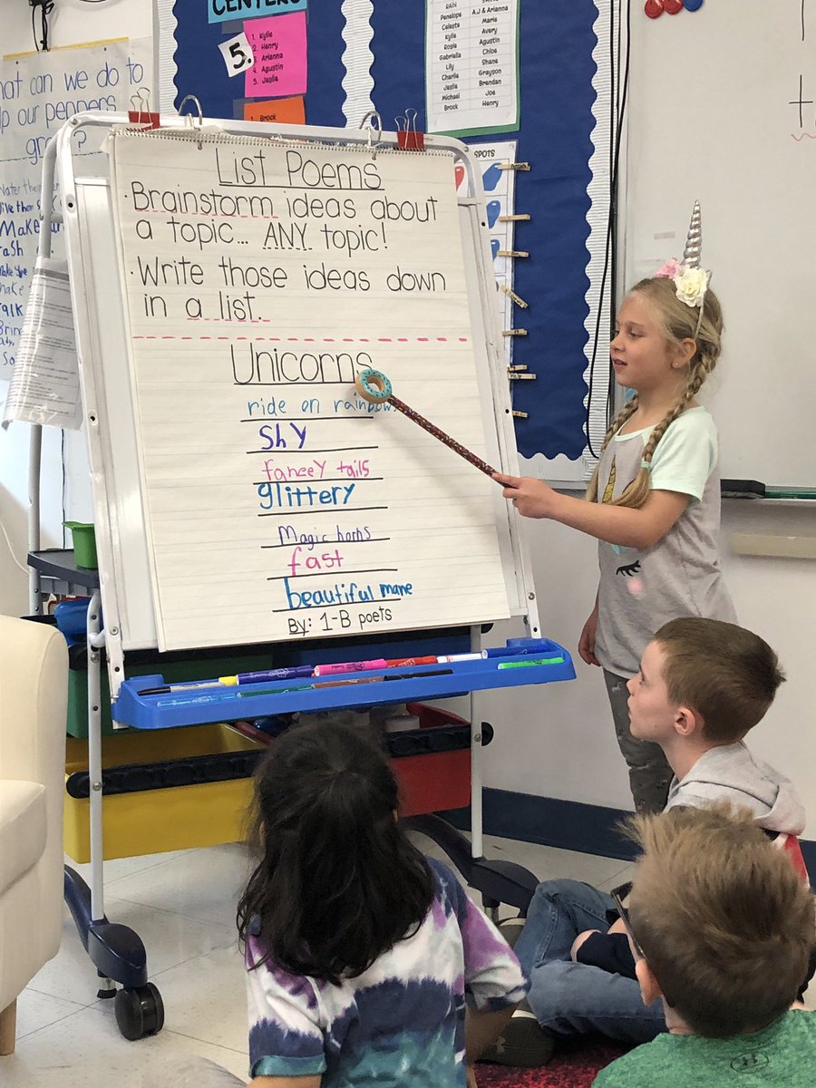 Mrs_Bowker's tweet photo. We are POETS and we DEFINITELY know it!! ✍🏻 #NationalUnicornDay #matchinghorns #listpoems #poetrywritingfirsties @BrooksideWWRSD https://t.co/T6R6l19zMC