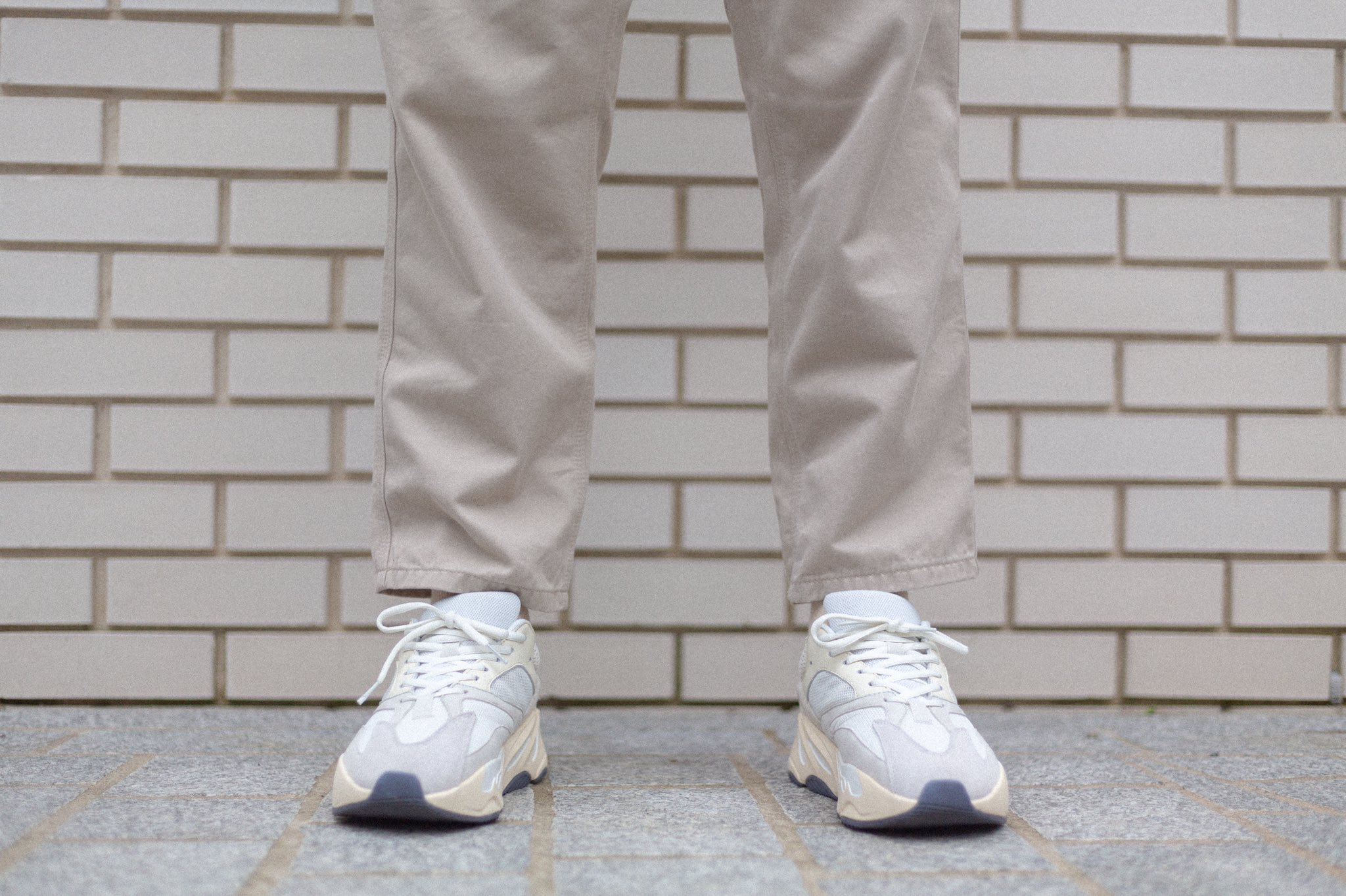 yeezy boost 700 analog on feet