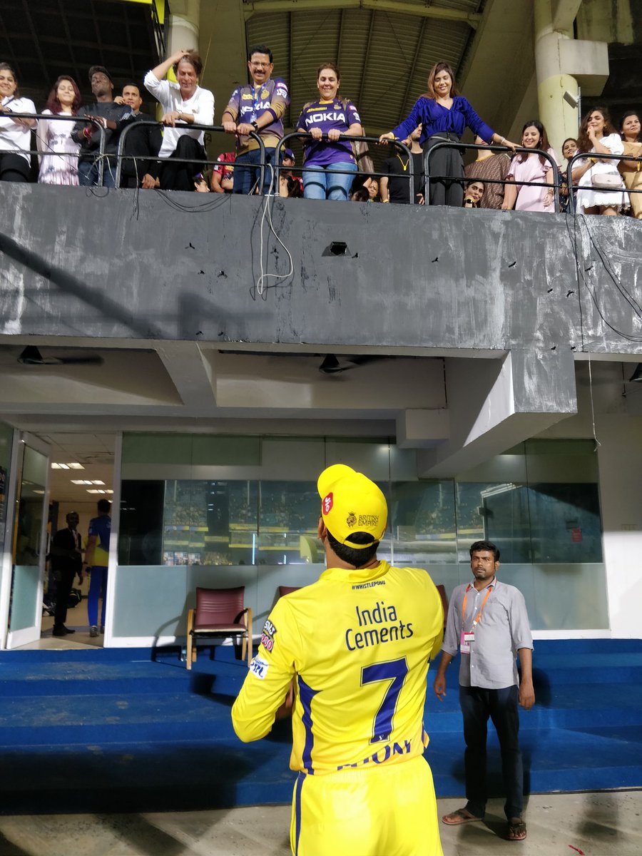 ChennaiIPL's tweet photo. *#Thala, Chennai Express Super!*
#WhistlePodu #Yellove #CSKvKKR 🦁💛 https://t.co/bWIx9FyCq5