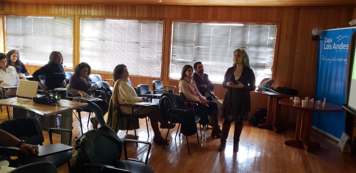 Servicio Salud Chiloé (@saludchiloe) on Twitter photo Con éxito se desarrolló en #Castro curso de Medicinas Complementarias para funcionarios de la red asistencial del <a href="/SaludChiloe/">Servicio Salud Chiloé</a>, organizado por el Dr. Sergio Robles, referente de Medicinas Complementarias y la Dra. Gladys Avilés, Cirujano Infantil del <a href="/hospitalcastro/">Hospital de Castro</a> Con éxito se desarrolló en #Castro curso de Medicinas Complementarias para funcionarios de la red asistencial del <a href="/SaludChiloe/">Servicio Salud Chiloé</a>, organizado por el Dr. Sergio Robles, referente de Medicinas Complementarias y la Dra. Gladys Avilés, Cirujano Infantil del <a href="/hospitalcastro/">Hospital de Castro</a>