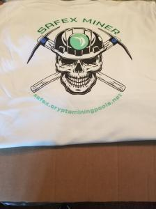 safexmoonlaunch's tweet photo. #safex @safexswag #giveaway @dandabek You want a free safex miner T-shirt? #supportminers Eh? https://t.co/3szVo6xqvP