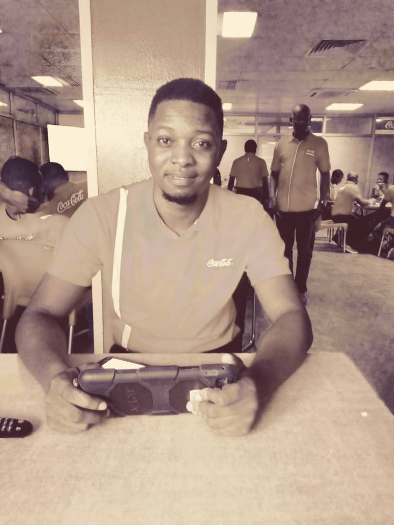 EntreprUnite's tweet photo. Hey EntreprUnite Family!
This evening, we'll be having a chat on here with an amazing man, who's got so much to share with us
Hello @Lukhaz95
#EntreprUnite
#OurworkNG
#LagosTwitterCommunity
#AbujaTwitterCommunity https://t.co/rVOsGPlTVw