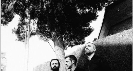 SDisonante's tweet photo. Virtud Corona son una banda sevillana tan #underground que aunque ya tienen un disco grabado y preparado para salir nadie ha oído hablar de ellos. Así que nosotros te desvelamos el misterio.
https://t.co/uL439AcwJY https://t.co/6h2fOhFcYS