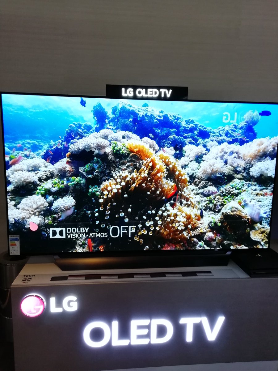 lg_colombia's tweet photo. Con la tecnología LG OLED TV vive una mejor experiencia visual gracias a la tecnología #DeepLearningPictures #DeepLearningSound #DolbyAtmos
#TechMeetingLG2019 https://t.co/EvCfveJZc3