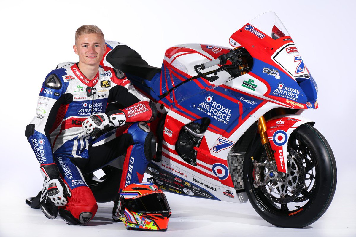 RAF Regular &amp; Reserve are proud to sponsor rider Ryan Vickers with Kawasaki at this year’s British Superbike Championship. Are you are looking for new and exciting opportunities? Find out more about joining the RAF today:  bit.ly/2WYyYv0 #BSB #NoOrdinaryJob