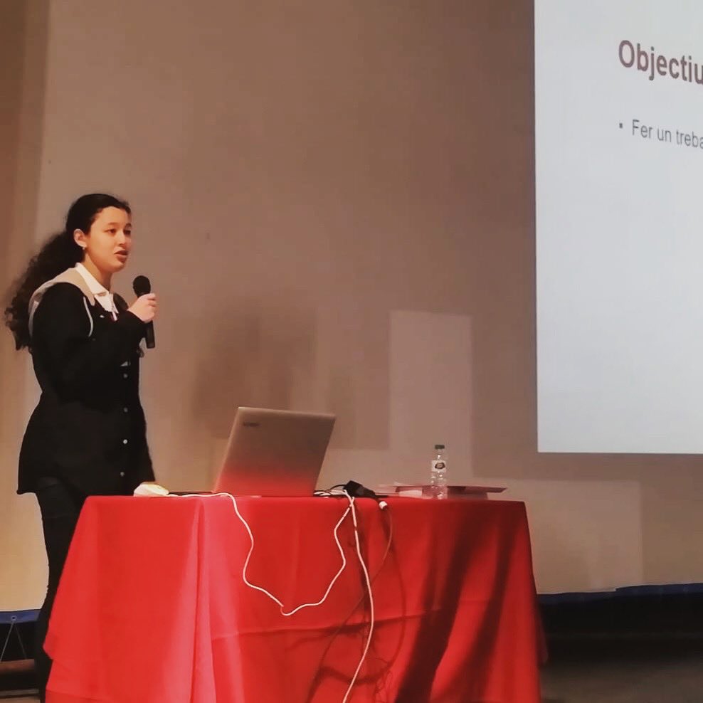 ins_rosetamauri's tweet photo. La Massi Aici va exposar el seu #treballderecerca al #forumtrics de #tarragona per #motivar els estudiants assistents. Molt bona feina! Enhorabona! https://t.co/dbfoM0Cd4M