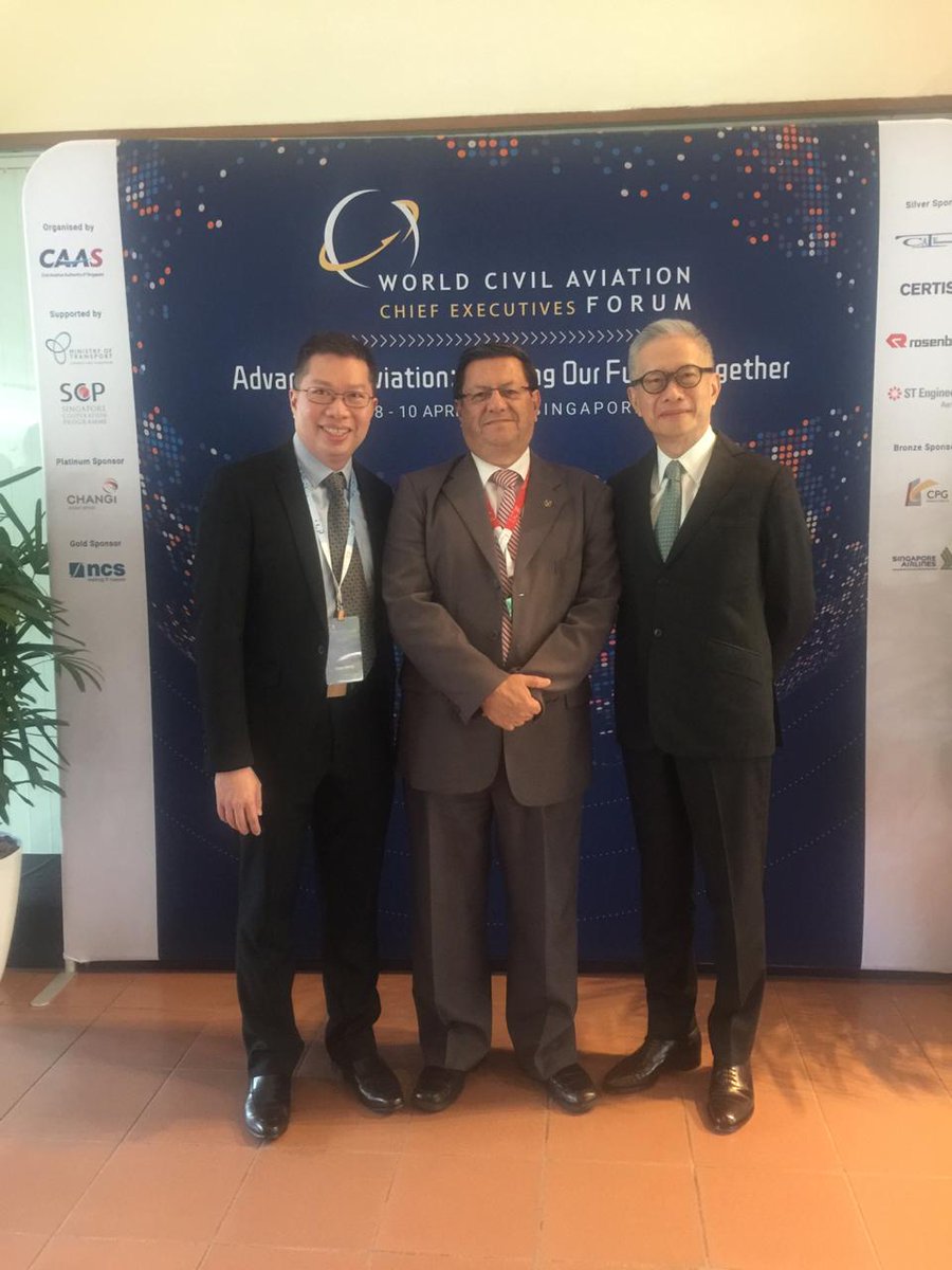 DGAC_Ecuador's tweet photo. Director General #DGAC, Patricio Zavala, presente en el 7º Foro Mundial de jefes ejecutivos de Aviación Civil desarrollado por @SingaporeCAAS en #Singapur. Se abordan estrategias sostenibles para fortalecer la aviación civil a nivel mundial. #AdvancingAviation 🇸🇬✈️❤️🇪🇨 https://t.co/MmhYuhRFvy