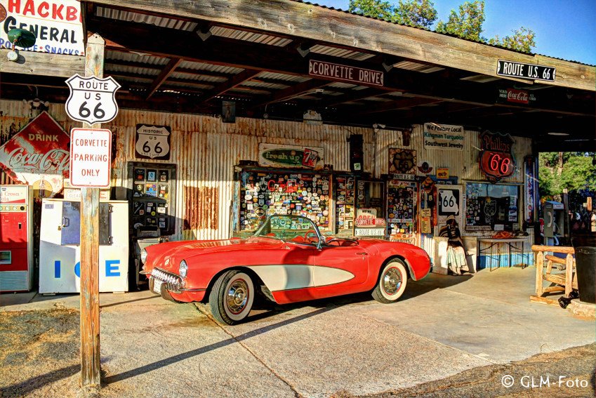 TimeTraveler911's tweet photo. Corvette
Sorry is the fool who trades his soul for a Corvette.
Thinks he'll get the girl. He'll only get the mechanic.
~ Eddie Vedder ~
#Route66Travelers #HistoricRoute66 #azRoute66 #HackberryStore #usSouthwest #Arizona #2WonTour https://t.co/CRNRzcIwPy https://t.co/vmS4m11j9T