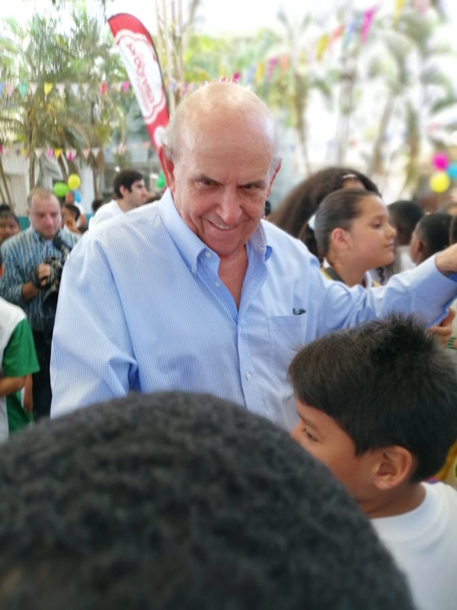 Educacion_Cali's tweet image. Con los festivales deportivos, estamos fortaleciendo la calidad educativa con más deporte para los niños de Cali. #EducaciónParaElProgreso