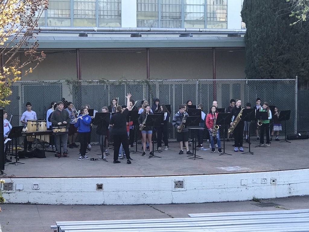 Jennifer Gabor tweet media