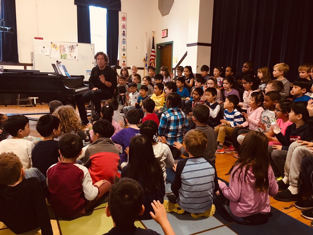 Songwriting workshop with Jim Papoulis. Great job singing and coming up with thoughtful lyrics grade 1!