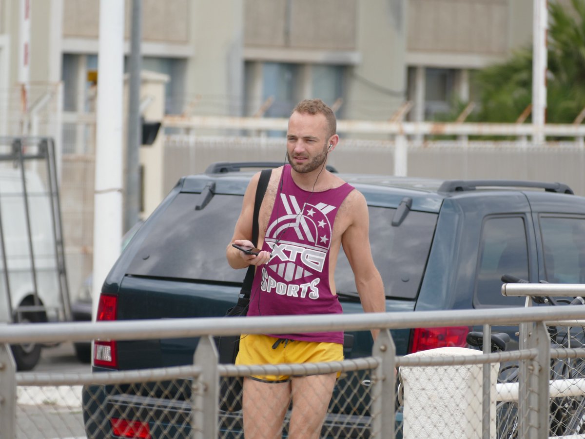 andrewcraig747's tweet photo. CANNES
#vpl #dickprint #bigballs #bulge #lycra #guysintightshorts #lycrashorts #guysinlycra #manmound #spandex @bulgespy #bulgespy #bulgespotter #bulgealert @escollection @aussieBum @addicted_offic https://t.co/4e66cNCOp6